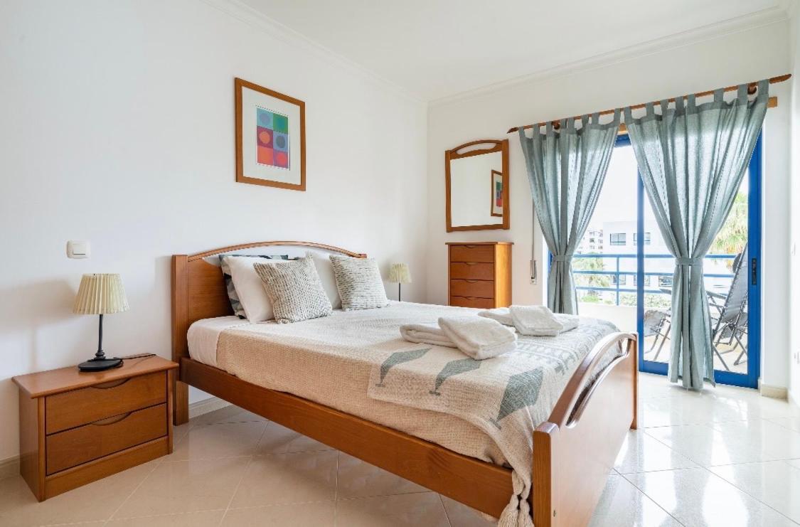 Quarteira Beach House Extérieur photo