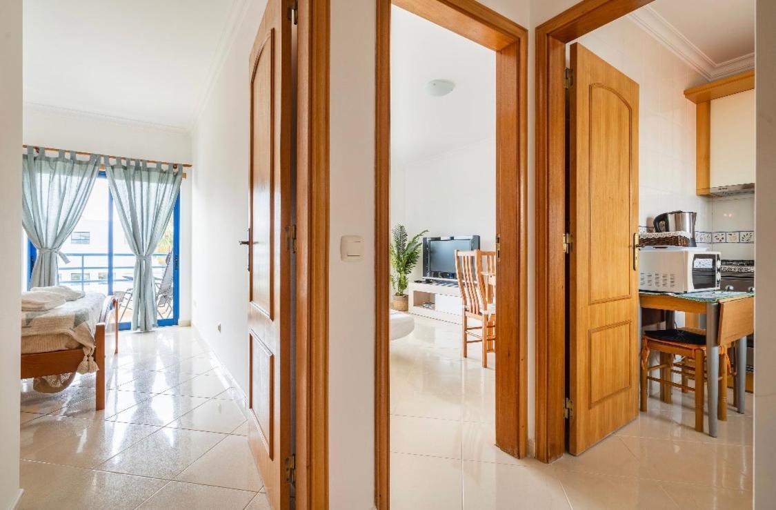 Quarteira Beach House Extérieur photo
